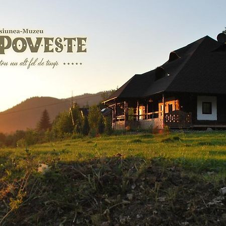 Casa Poveste Pensiunea-Muzeu Moldvahosszúmező Kültér fotó
