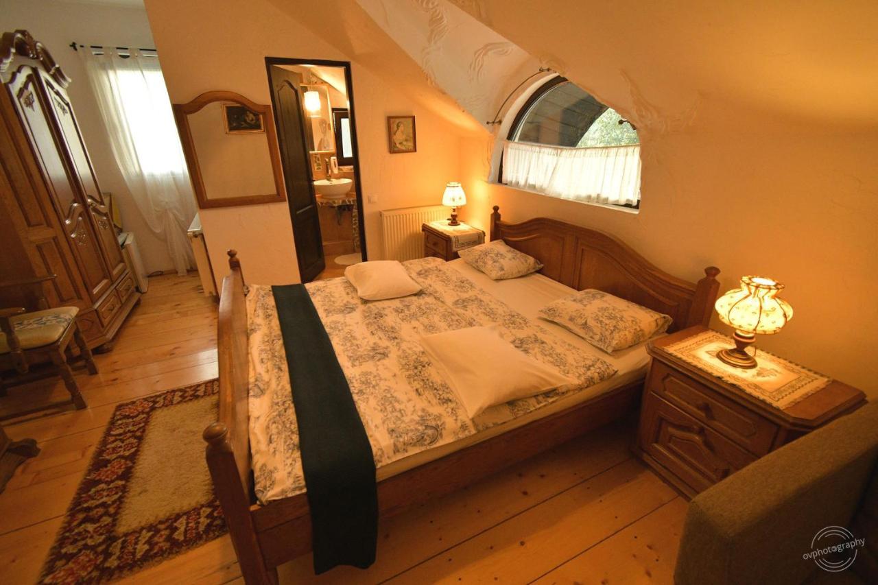 Casa Poveste Pensiunea-Muzeu Moldvahosszúmező Kültér fotó